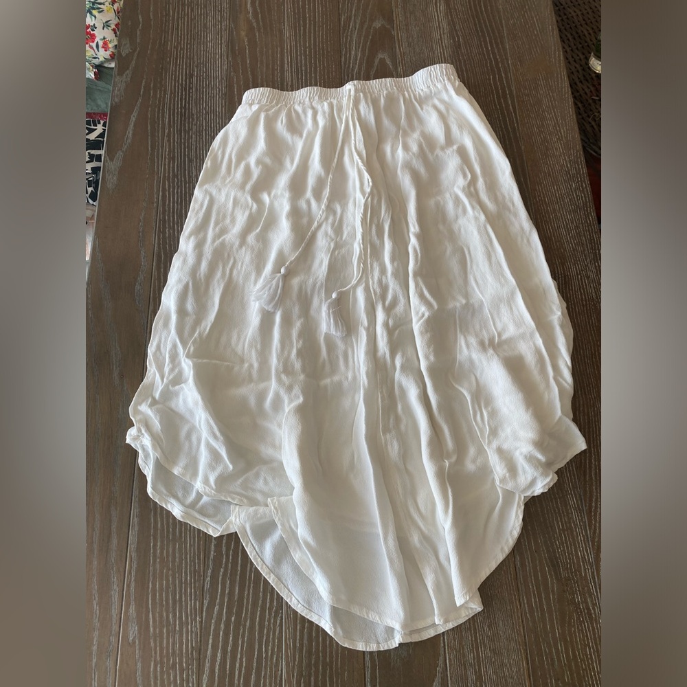 Lulu's White Midi Tulip Hem Skirt Medium M Tassle
